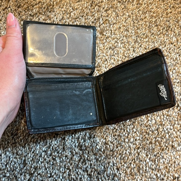 Hooey Wallet - Picture 3 of 5